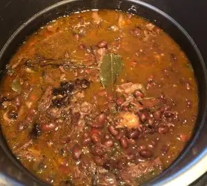 Oxtail with Black Beans and Bay Leaf in an Instant Pot; Recipe for Single Ingredient Groceries.